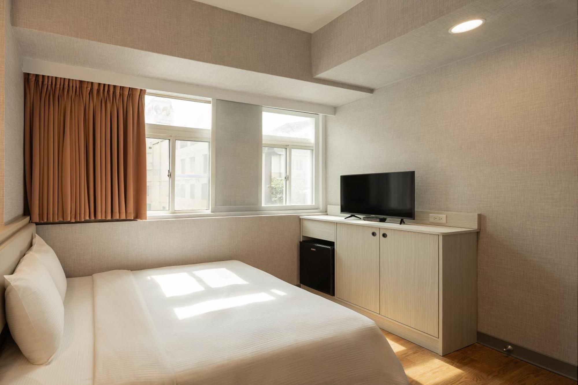 Kindness Hotel Weiwuying Kaohsiung Exterior foto